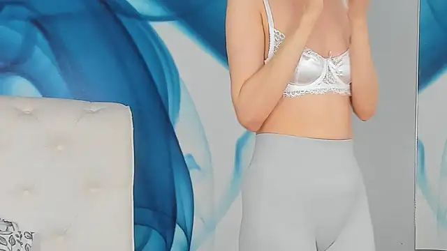 SkinnyDolly online show from May 16, 3:09 am