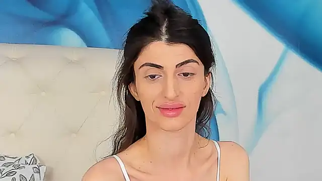 SkinnyDolly online show from May 24, 2:43 am