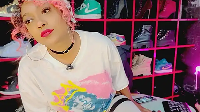 Indianbrownie online show from March 24, 3:34 am