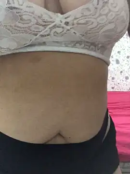 Candy Queenn online show from May 7, 9:46 am