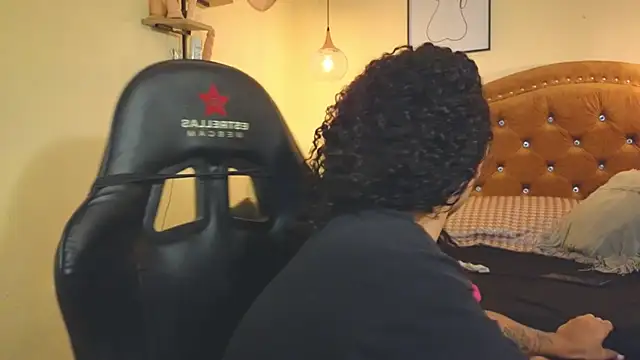 evafoxs online show from November 21, 10:56 pm