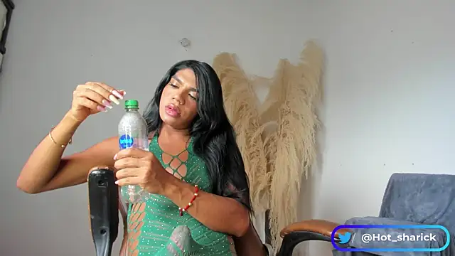 Sharicklovee online show from May 14, 7:52 pm