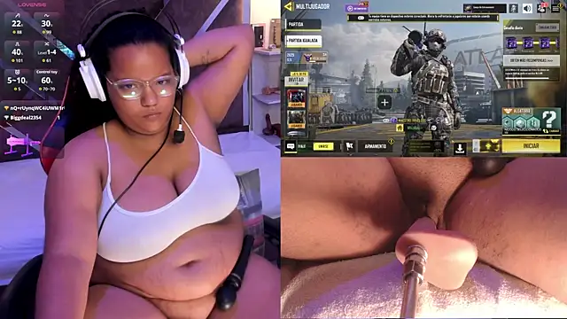 MhiaRey online show from October 21, 2:10 pm