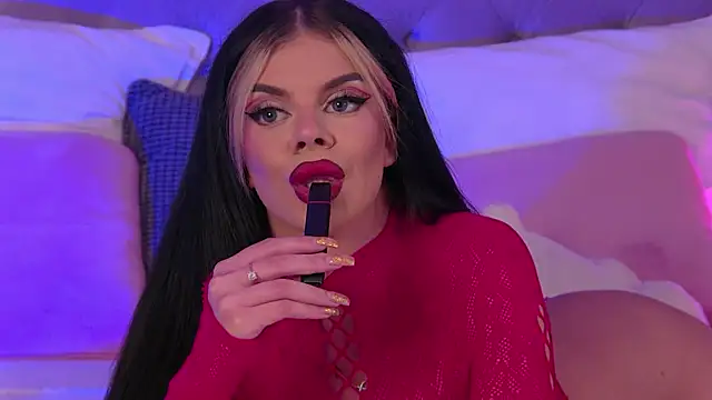 IvyRaven online show from October 13, 6:32 pm