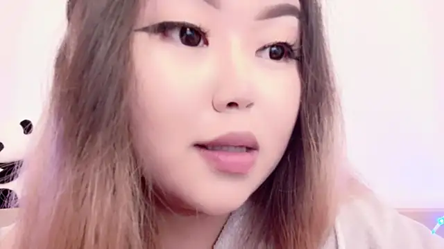 amelia sunlight online show from March 23, 3:18 pm