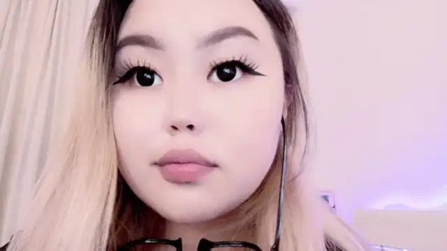 amelia sunlight online show from September 10, 4:51 pm