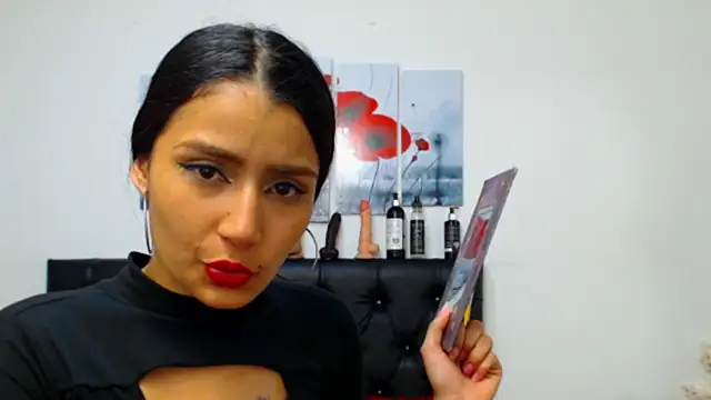 conni f00x online show from December 13, 7:53 pm