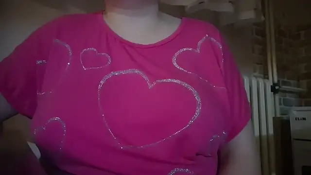 AalinnaK online show from December 2, 6:43 pm