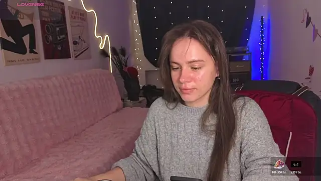 Emillias online show from February 19, 8:03 am