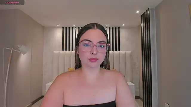 AllisonRogersX online show from May 21, 11:52 am