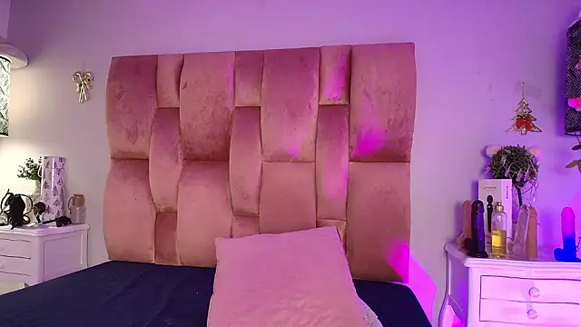 SweetBonniie online show from March 5, 11:39 am