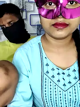Hot Pooja007 online show from May 18, 9:15 am