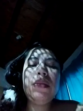 lisseth online show from February 18, 11:15 pm