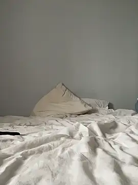 Holly Molii online show from February 15, 7:51 am