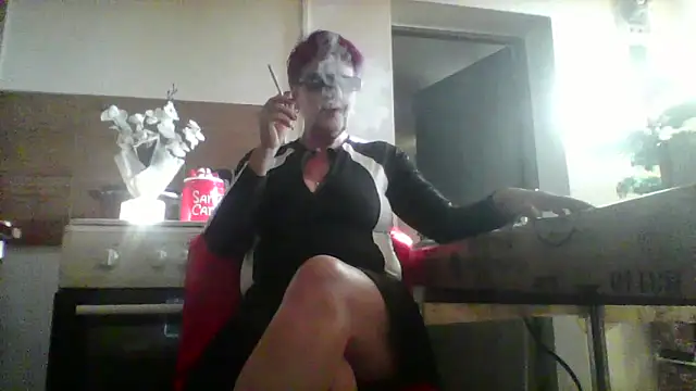 Ely Elenita online show from May 15, 3:37 pm