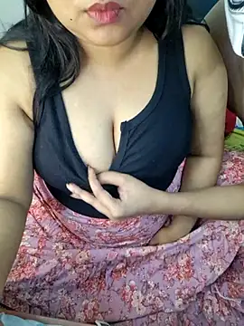 Kareena kapoorr online show from November 12, 1:53 pm