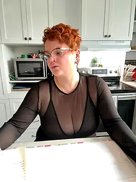 Sweetleeahxx online show from October 21, 12:53 pm