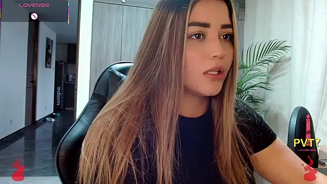 Lucia star   online show from February 12, 10:33 pm