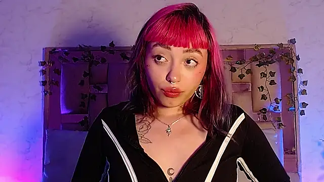 GigiVolkova online show from October 11, 8:44 pm