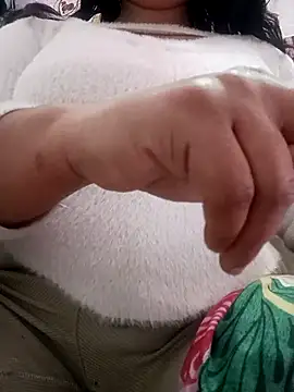 cute-mahek online show from February 7, 5:06 pm