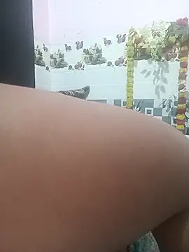 cute-mahek online show from March 10, 7:40 pm