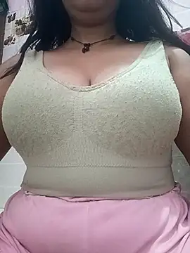 cute-mahek online show from March 12, 8:00 pm