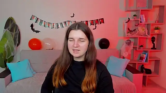 BonneyLove online show from October 17, 9:51 pm