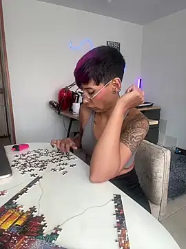MiaMorgan  online show from May 17, 4:06 pm