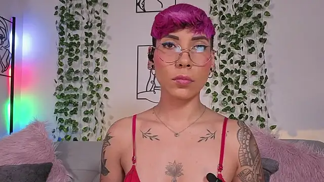 MiaMorgan  online show from March 24, 2:44 pm