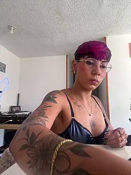 MiaMorgan  online show from May 14, 4:57 pm