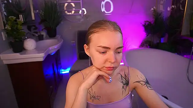 EmilySunshineS online show from May 21, 12:36 pm