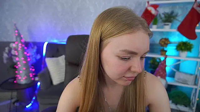 EmilySunshineS online show from December 19, 2:53 pm