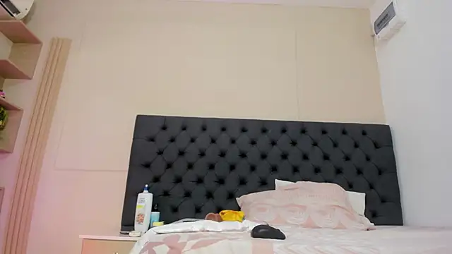  candy jade  online show from May 23, 12:47 pm