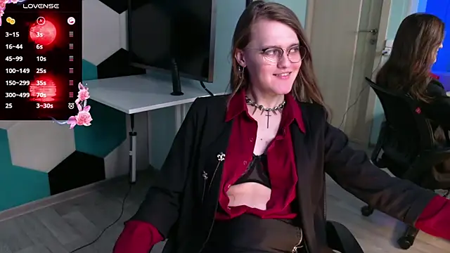 YukoFanee online show from January 7, 3:15 pm