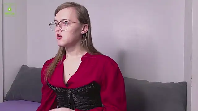 YukoFanee online show from September 24, 3:11 pm