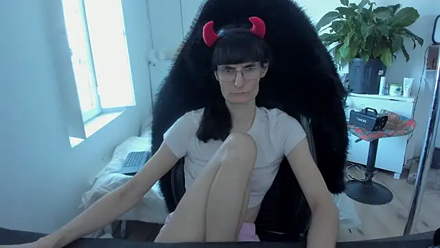 CeriseLapine online show from September 28, 10:31 am