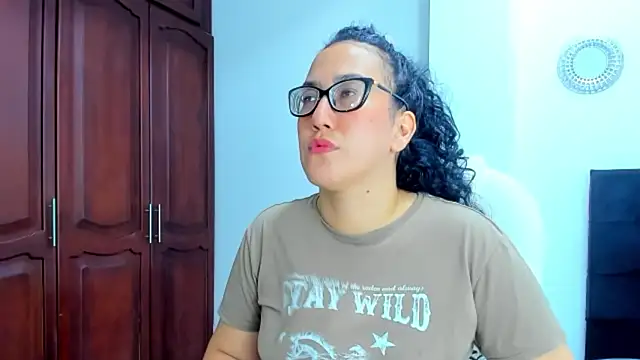 kathyajhonss online show from May 27, 12:43 am