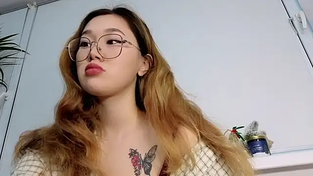 Jennatyan online show from December 4, 10:17 am