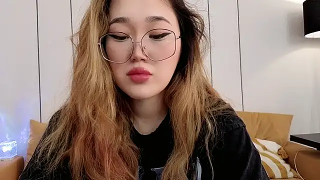 Jennatyan online show from February 28, 8:14 am