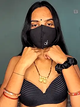 cute simmy0 online show from April 7, 2:30 pm