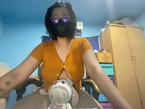 ningyiyi13 online show from April 21, 3:19 pm