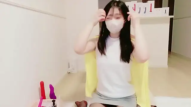 IORio2 online show from April 4, 8:07 pm