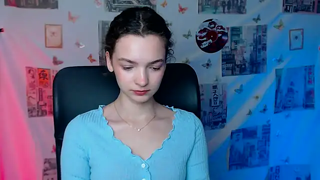  SusieSu  online show from April 26, 12:25 pm