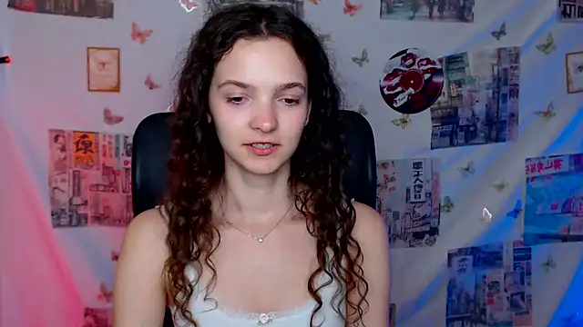  SusieSu  online show from May 20, 4:59 pm