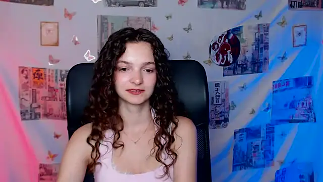  SusieSu  online show from May 25, 6:18 pm