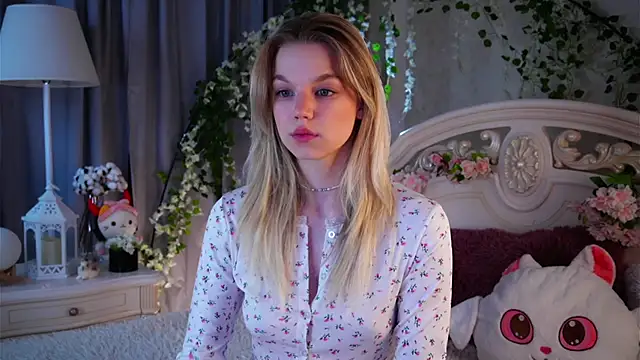 EdlinAlliston online show from November 24, 2:19 pm