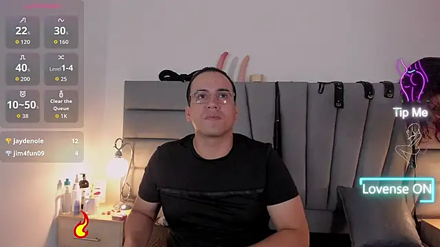 samy carson  online show from October 7, 3:44 am