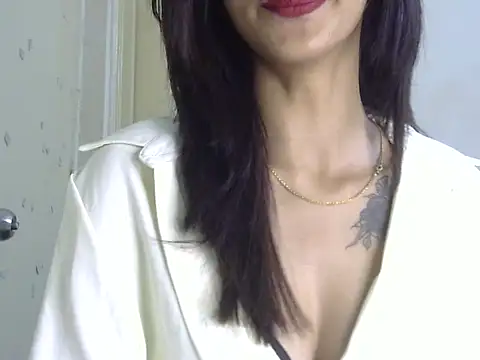 MAAYRA 09 online show from May 24, 10:52 pm