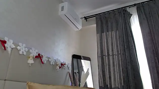 MiaRie online show from December 23, 7:34 am