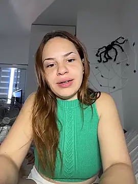 AgnesCampp online show from November 29, 6:45 pm